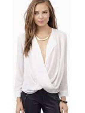 Marciano Feminine Classic Draped Oversized Coastal Top